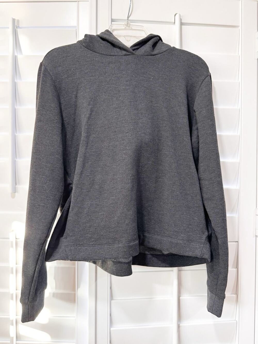 Free Fly Bamboo Hoodie Pullover Gray Size L Soft Lightweight Slightly Cropped